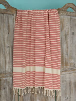 Stranddoek - Hamamdoek Cyprus ecru - rood gestreept